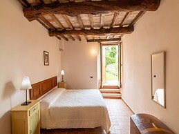 Graceful Holiday Home in Acqualagna With Swimming Pool