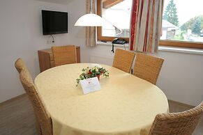Spacious Apartment in Uderns Near Ski Area