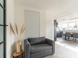 Spacious Farmhouse in Silvolde With Garden