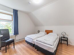 Spacious Farmhouse in Silvolde With Garden