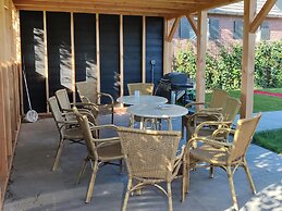 Spacious Farmhouse in Silvolde With Garden
