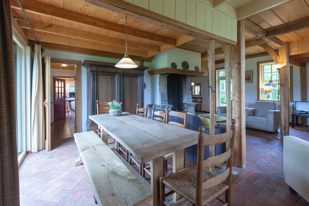 Cozy Apartment in Enschede Near Forest