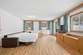 Beautiful Apartment in Mittersill With Balcony
