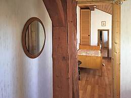 Cozy Apartment in Ellar With Garden