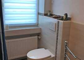 Cozy Apartment in Ellar With Garden