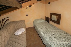 Elegant Apartment Only 1 Hour From Rome