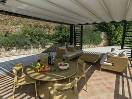 Elegant Apartment Only 1 Hour From Rome