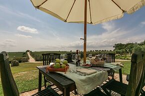 Elegant Apartment Only 1 Hour From Rome