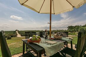 Elegant Apartment Only 1 Hour From Rome