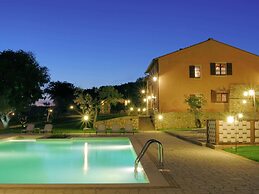 Elegant Apartment Only 1 Hour From Rome