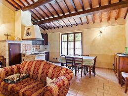 Elegant Apartment Only 1 Hour From Rome