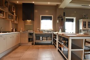 Spacious Holiday Home in the Beemster Near a Windmill