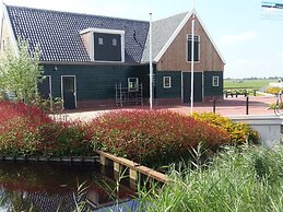 Spacious Holiday Home in the Beemster Near a Windmill