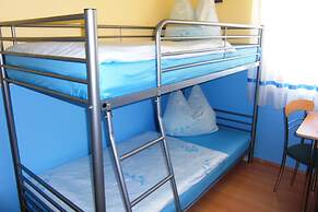 Roomy Apartment in Lichtenhain With Pond