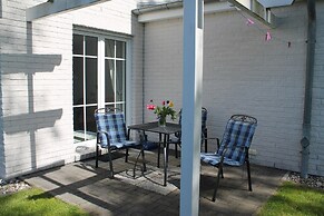 Ruhiges Ferienhaus mit Garten in Zingst