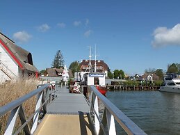 Ruhiges Ferienhaus mit Garten in Zingst