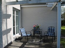 Ruhiges Ferienhaus mit Garten in Zingst