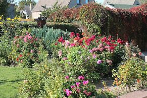 Charming Apartment in Kuhlungsborn With Parking