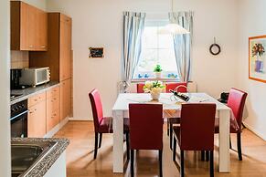 Luxurious Apartment in Medebach Near Public Pool