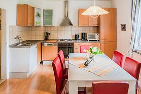 Luxurious Apartment in Medebach Near Public Pool