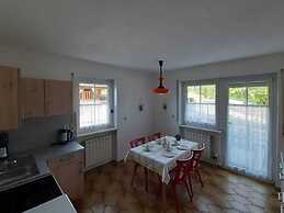 Welcoming Chalet Near Forest in Rohrnbach