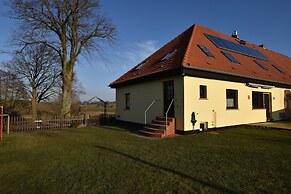 Snug Apartment in Kropelin Germany