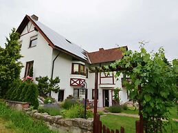 Quaint Apartment in Zeil am Main With Terrace