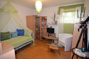 Quaint Apartment in Zeil am Main With Terrace