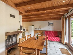 Chalet in Lovely, Rich Forest Setting With a Beautiful View
