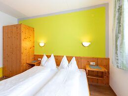 Large Holiday Apartment With Large Balcony in Kappl