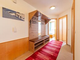 Large Holiday Apartment With Large Balcony in Kappl