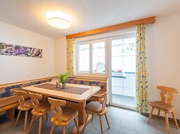Large Holiday Apartment With Large Balcony in Kappl