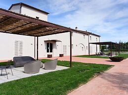 Modern Apartment in Agliana With Shared Garden