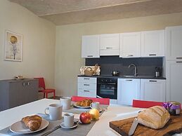 Modern Apartment in Agliana With Shared Garden