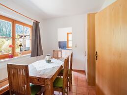 Comfortable Apartment in Mayrhofen With Garden