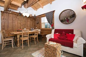 Typical Cottage in Bellamonte Italy With Bubble Bath