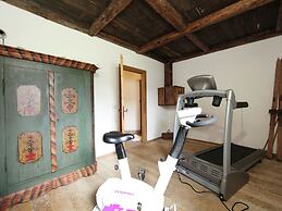 Typical Cottage in Bellamonte Italy With Bubble Bath