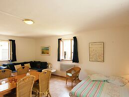 Appealing Apartment in Vezac With Swimming Pool