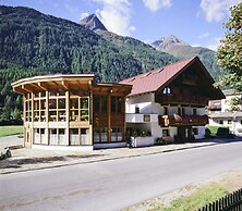 Comfortable Apartment in Langenfeld With ski Storage