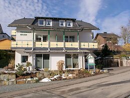 Modern Apartment in Schwalefeld With Garden