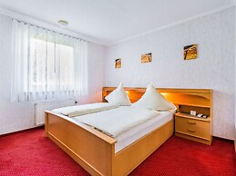 Modern Apartment in Schwalefeld With Garden
