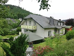 Modern Apartment in Schwalefeld With Garden