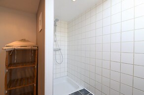 Attractive Holiday Home in Gerin Near Centre