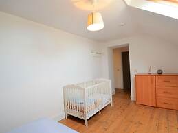 Attractive Holiday Home in Gerin Near Centre