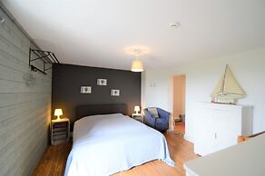 Attractive Holiday Home in Gerin Near Centre