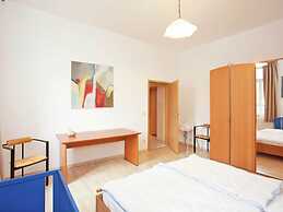 Alluring Villa in Grunhainichen-borstendorf With Garden