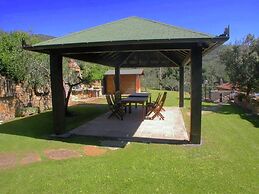 Spacious Cottage in Cortona With Swimming Pool