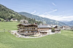 Farmhouse in Schwendau With Ski Storage