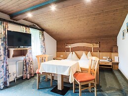Appealing Apartment in Kleinarl With Ski-storage