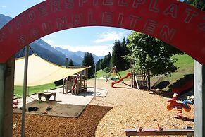 Appealing Apartment in Kleinarl With Ski-storage